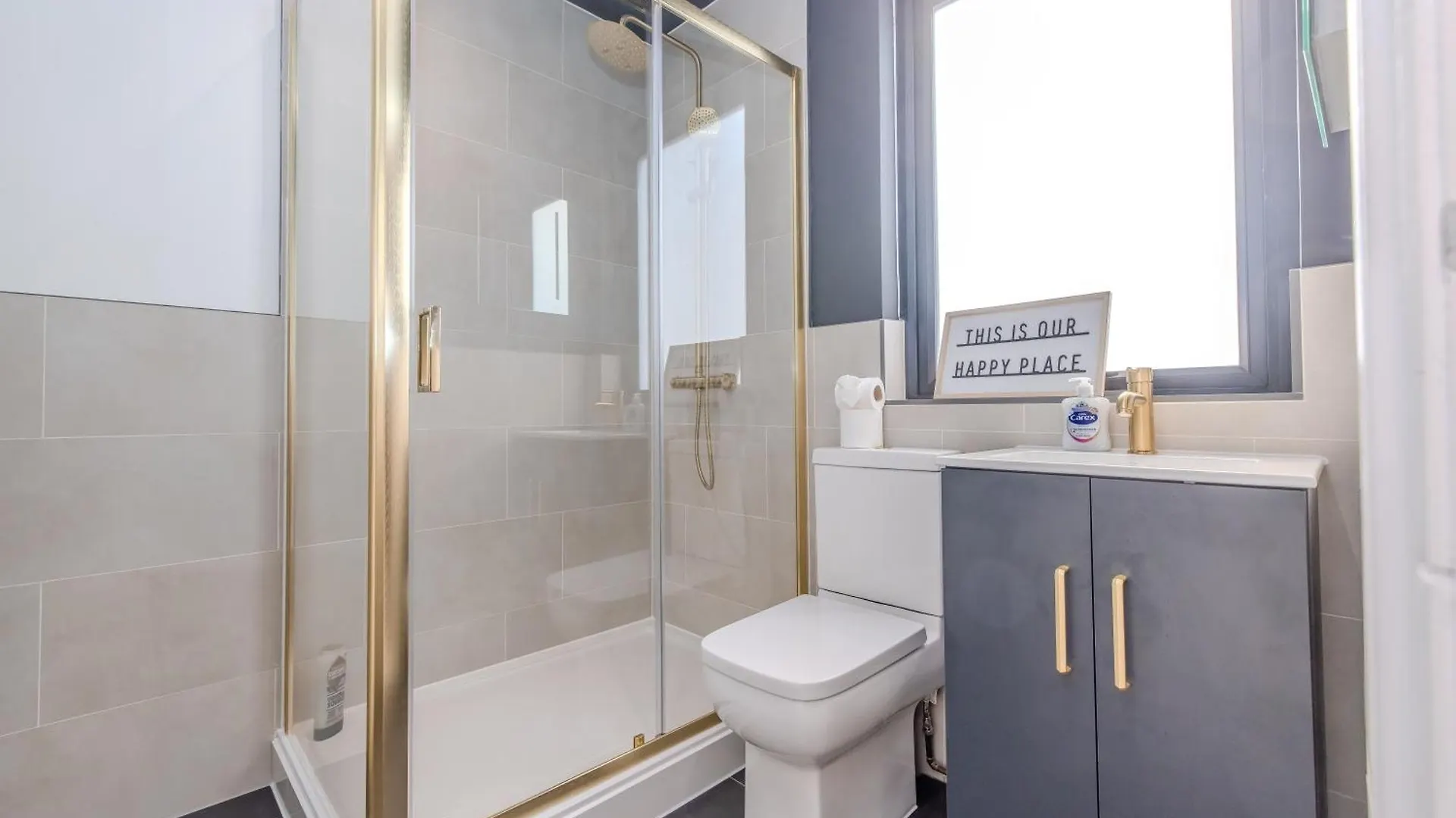 Apartamento Seaside Escape L Steps From Brighton Beach L Balcony L 1Bd